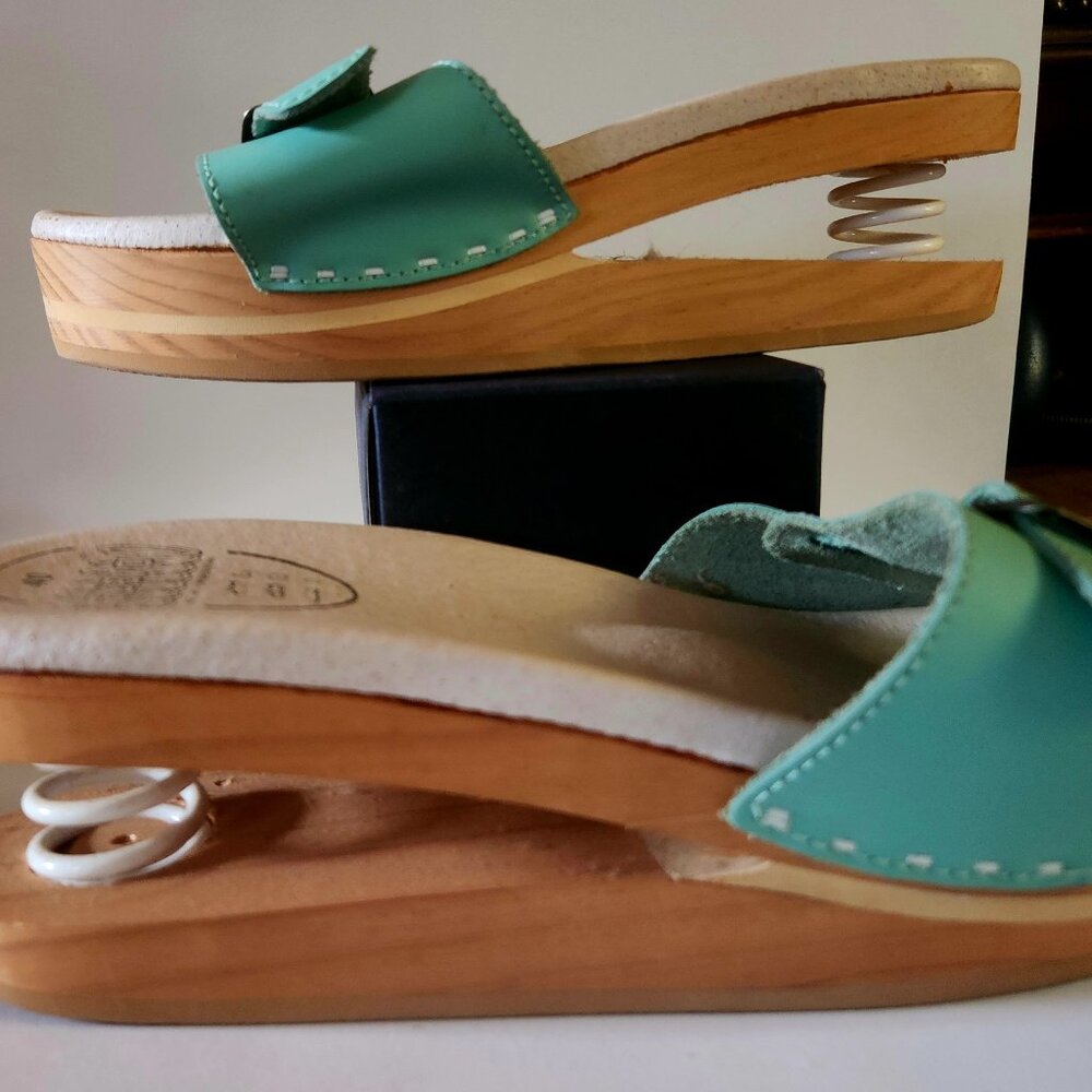 Shock absorbing leather sandals b'ful Teal w/arch & metatarsal support adj strap